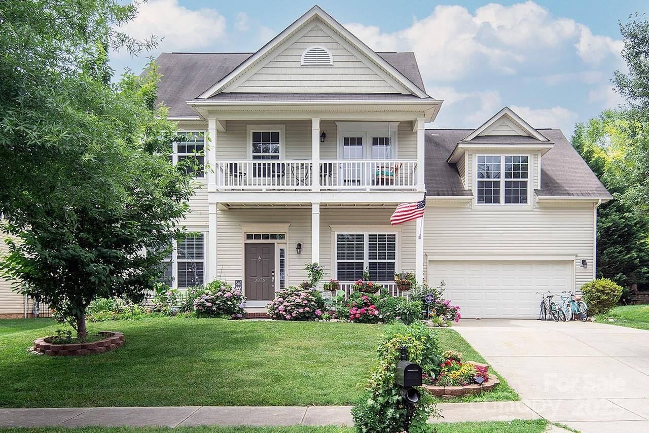 Property Photo: 9879 Darby Creek Avenue NW NC 28027