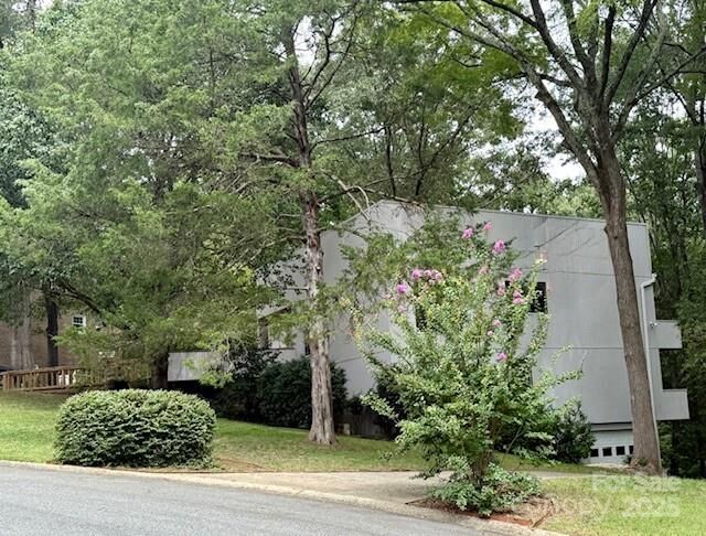 Property Photo: 3423 Tinkerbell Lane NC 28210