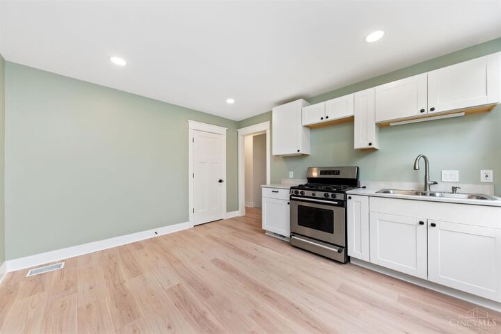 Property Photo: 6632 Roe Street OH 45227