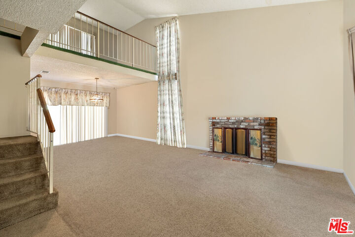 Property Photo:  11647 Remington St  CA 91342 