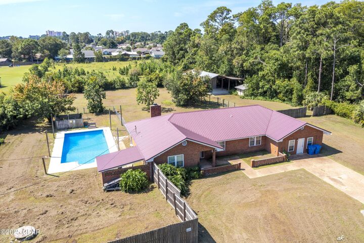 Property Photo: 8211 Laird Street FL 32408