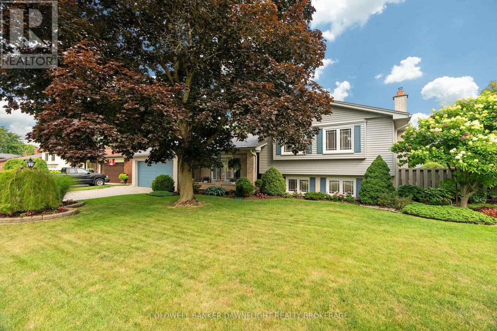 Photo de la propriété: 20 Southland Drive ON N6P 1C2