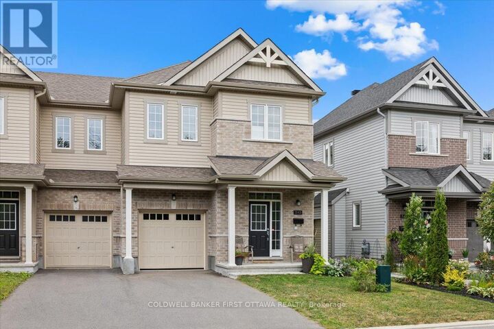 Property Photo:  545 Tulip Tree Way  ON K1W 0L8 