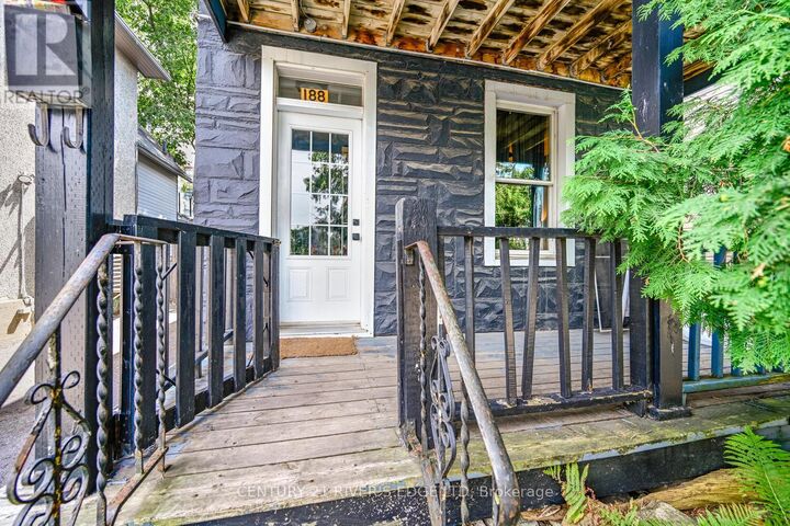 Property Photo: 188 North Armstrong Street ON K1Y 4E2