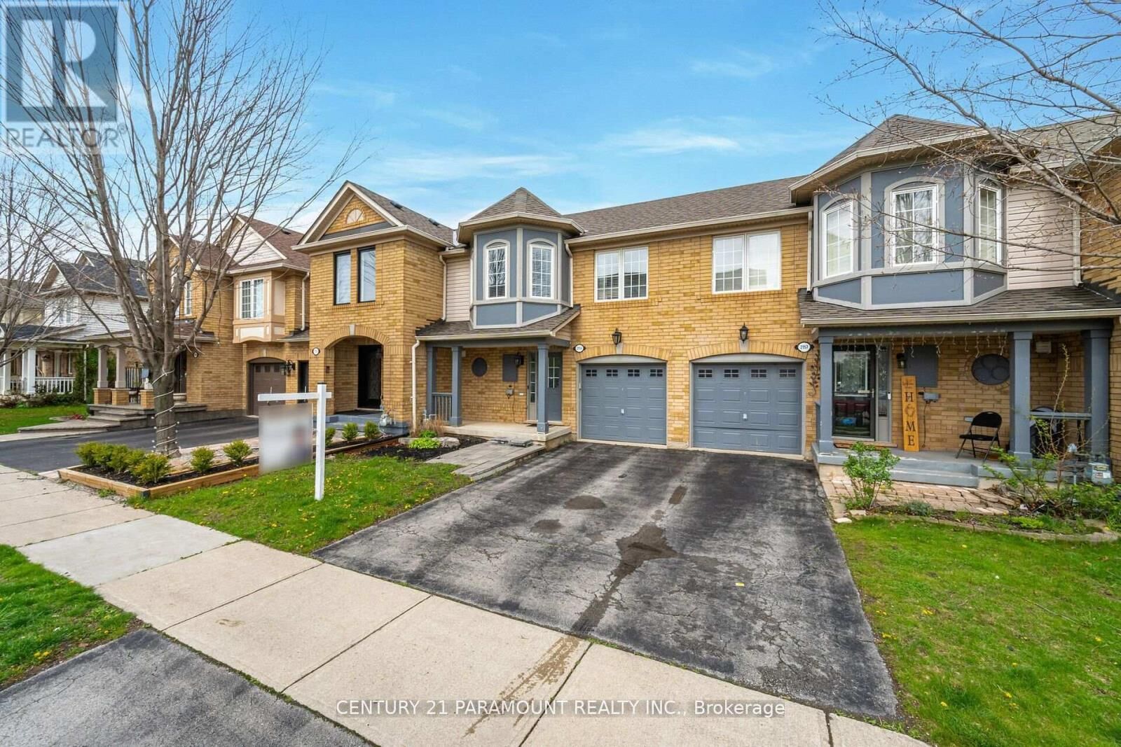 Property Photo: 2159 Baronwood Drive ON L6M 4S4