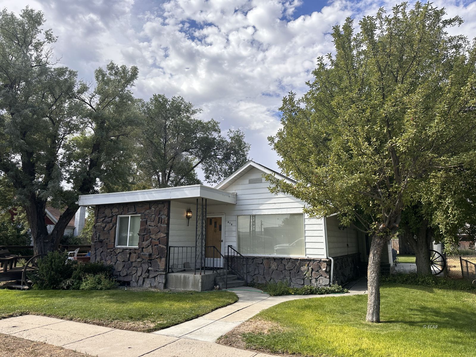 Property Photo: 616 5th Street NV 89835