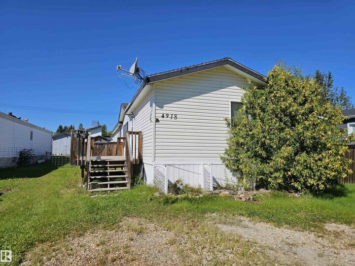 Property Photo: 4918 47 Street AB T0C 0S0