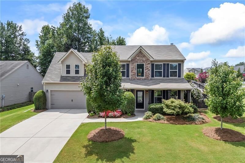 Property Photo: 1041 Blakewood Court GA 30620