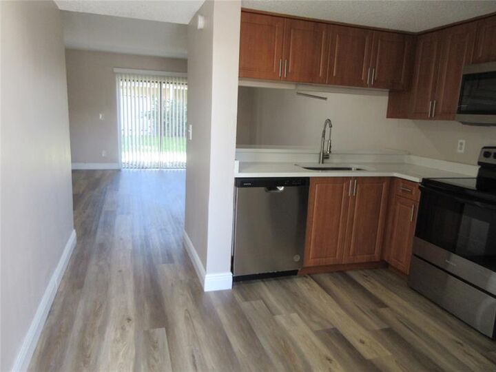Property Photo: 11515 NW 44th St 11515 FL 33065