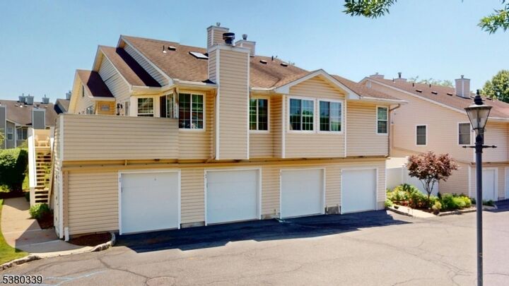 38 Fieldstone Road Ondo  Bedminster Twp. NJ 07921 photo