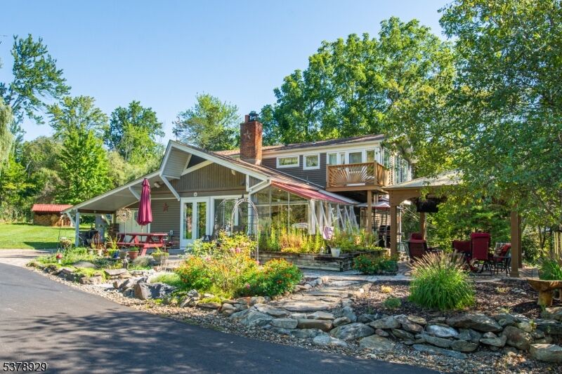 Property Photo: 6 Baker Rd NJ 07461