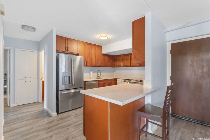 Property Photo:  2533 Ala Wai Boulevard 201  HI 96815 