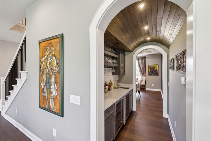 Property Photo: 1738 S 40th Court IA 50265