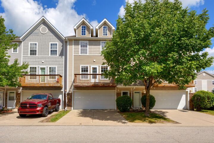 2150 NE 18th Street 112  Grimes IA 50111 photo