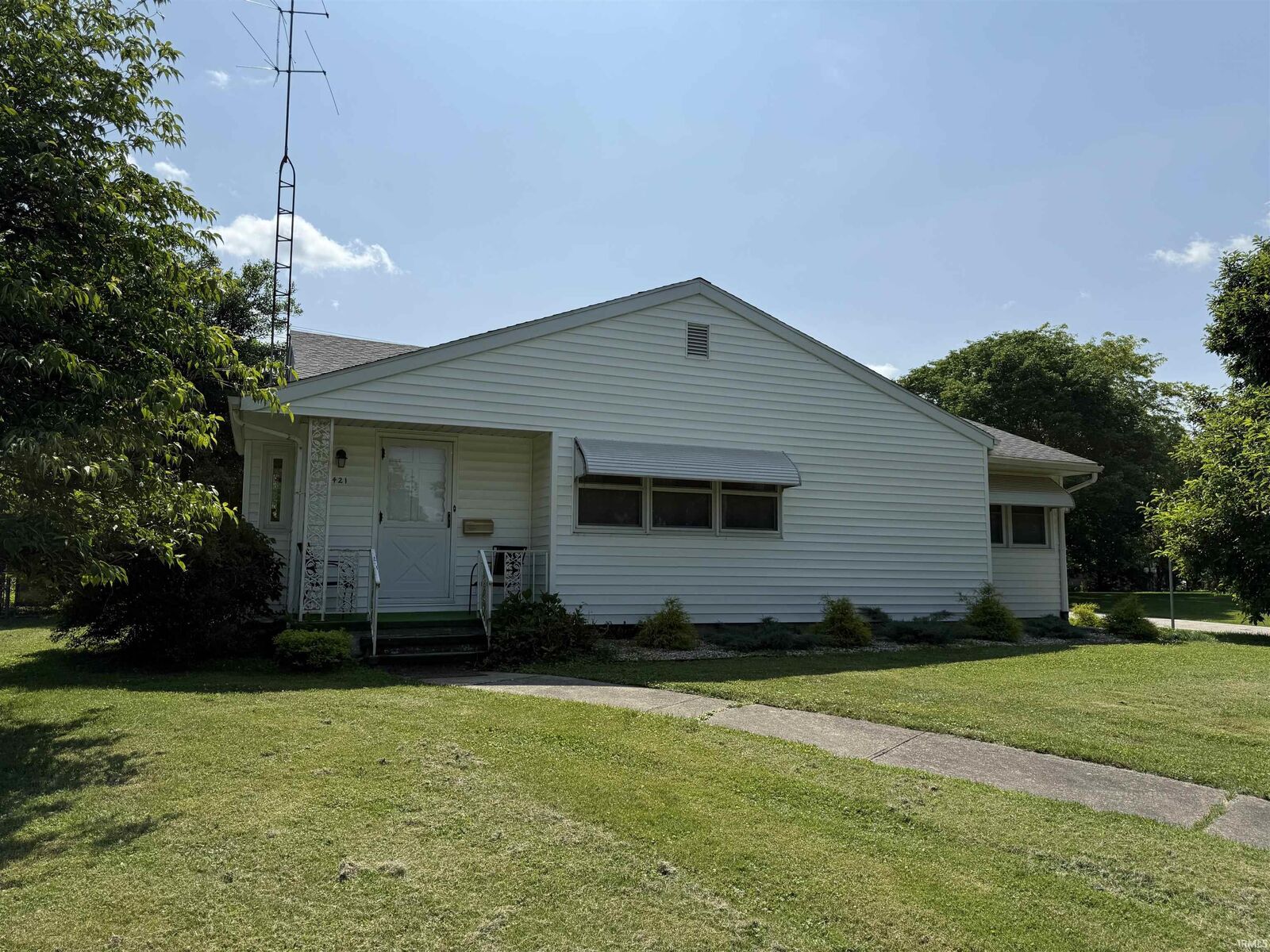 Property Photo:  421 S Clifton Avenue  IN 47401 