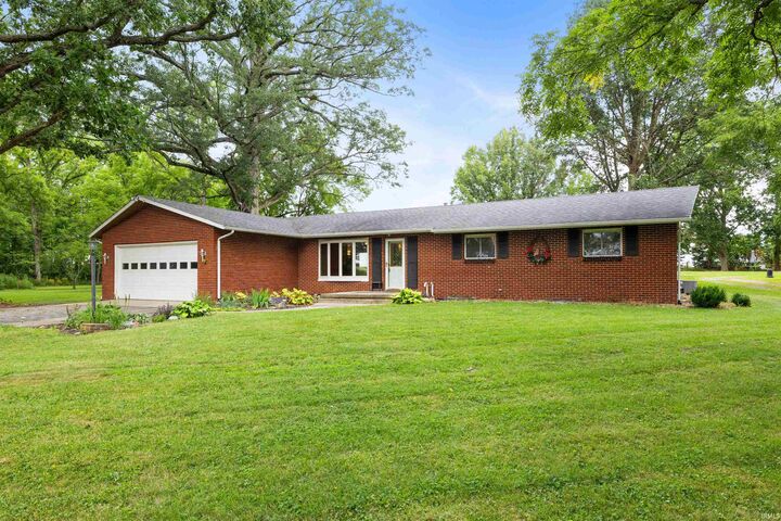 Property Photo:  2256 E 1000 S Road  IN 46792 