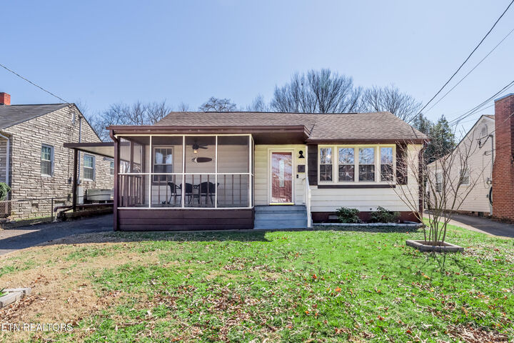Property Photo: 1932 Seymour Ave TN 37917