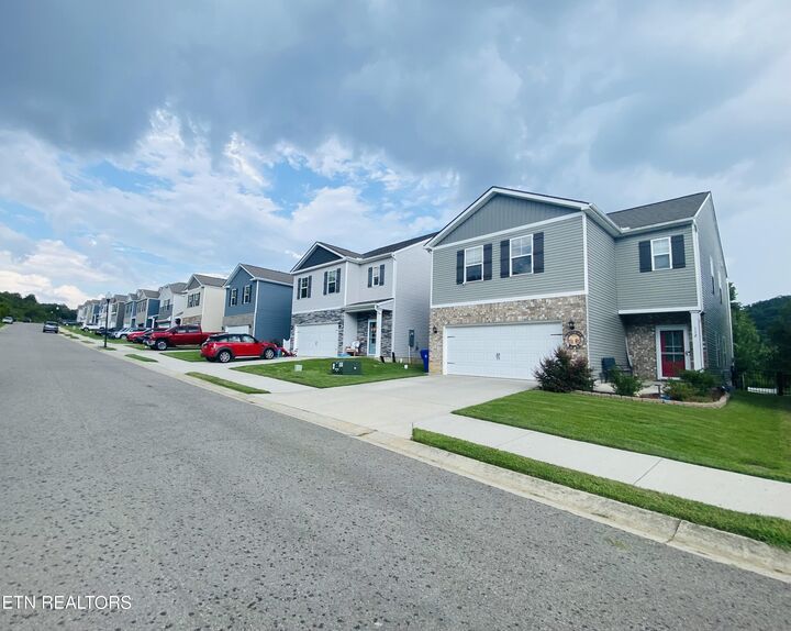 Property Photo: 112 Harbour Pointe Lane TN 37830