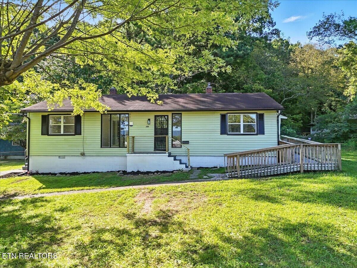 Property Photo: 233 S Benedict Ave TN 37830