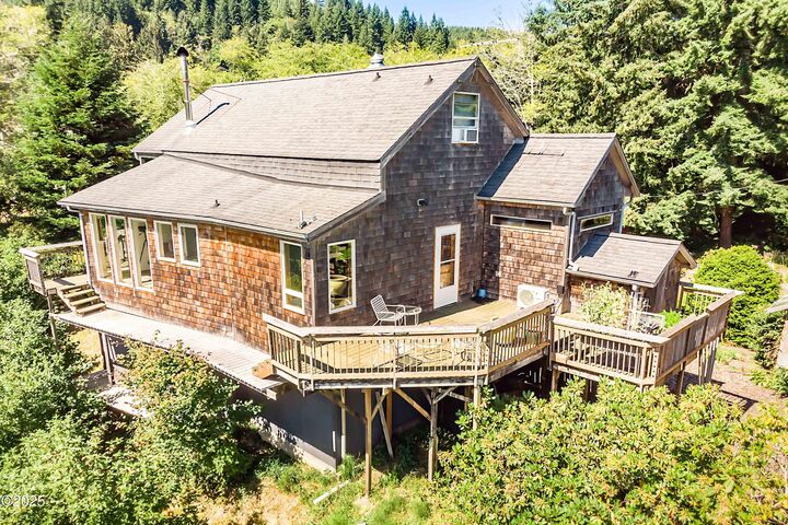Property Photo:  6760 Siletz Highway  OR 97367