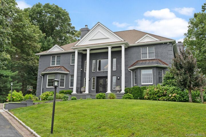 Property Photo:  20 Stonewall Circle  NY 10604 