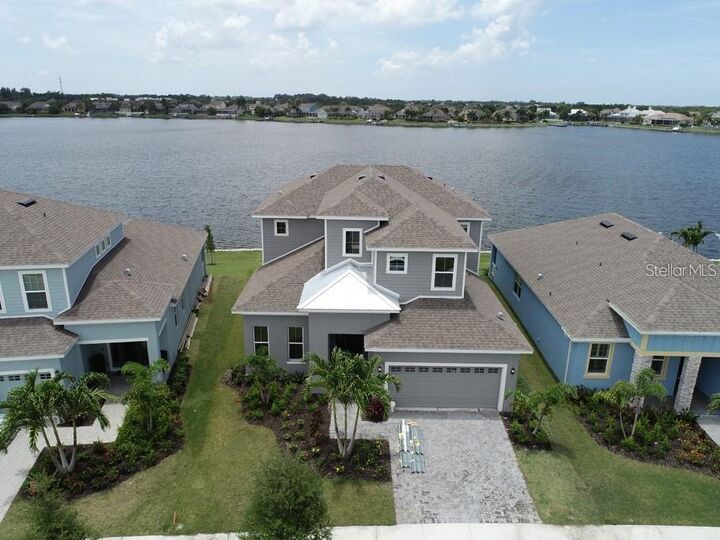 Property Photo: 5327 Wishing Arch Drive FL 33572