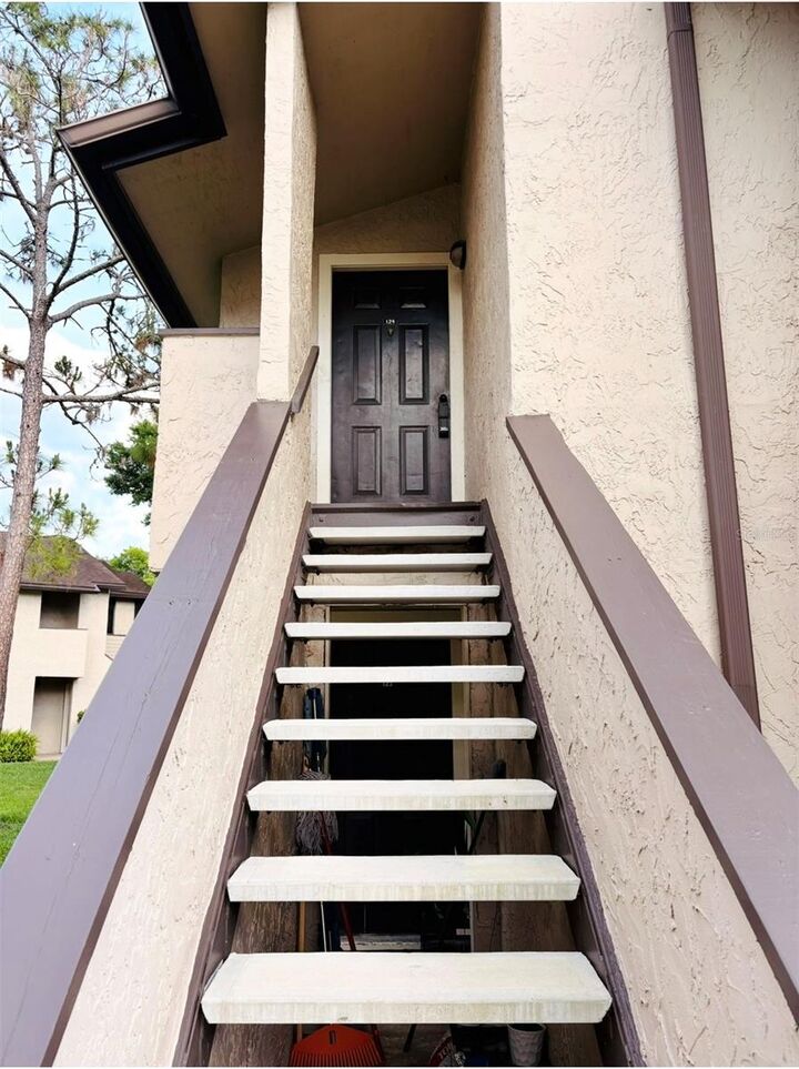 Property Photo:  3019 Antique Oaks Circle 124  FL 32792 