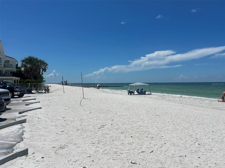 Property Photo:  5 82nd Avenue  FL 33706 