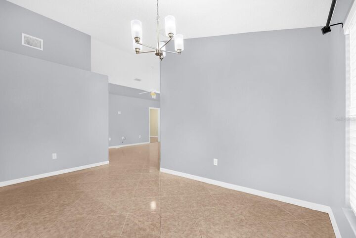 Property Photo: 5177 Vatican Avenue FL 32810