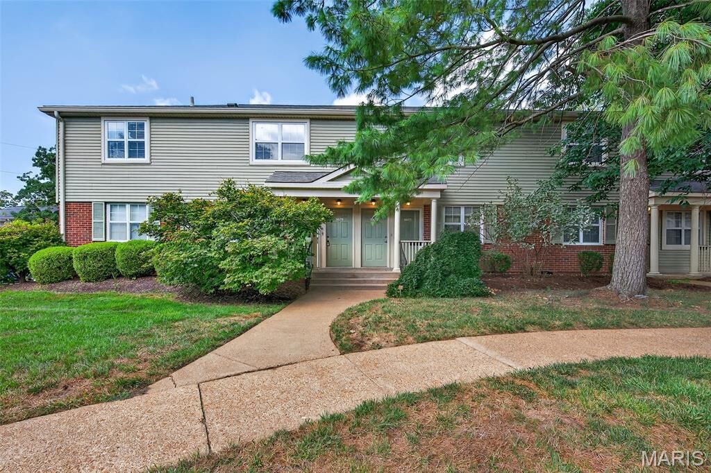 Property Photo: 8879 Flamingo Court MO 63144