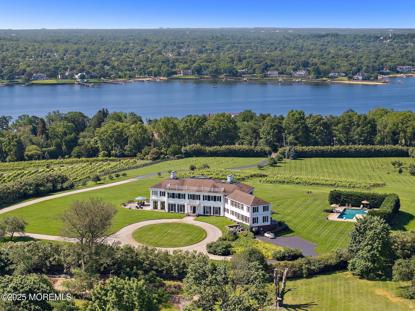Property Photo:  713 Navesink River Road  NJ 07701 