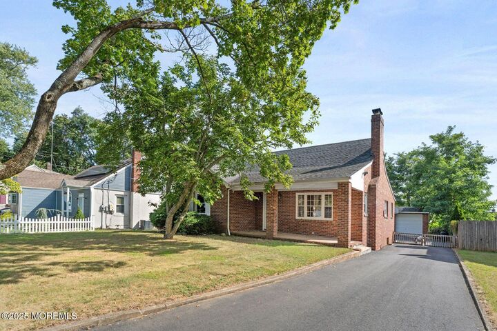 8 Sutphin Avenue  Matawan NJ 07747 photo