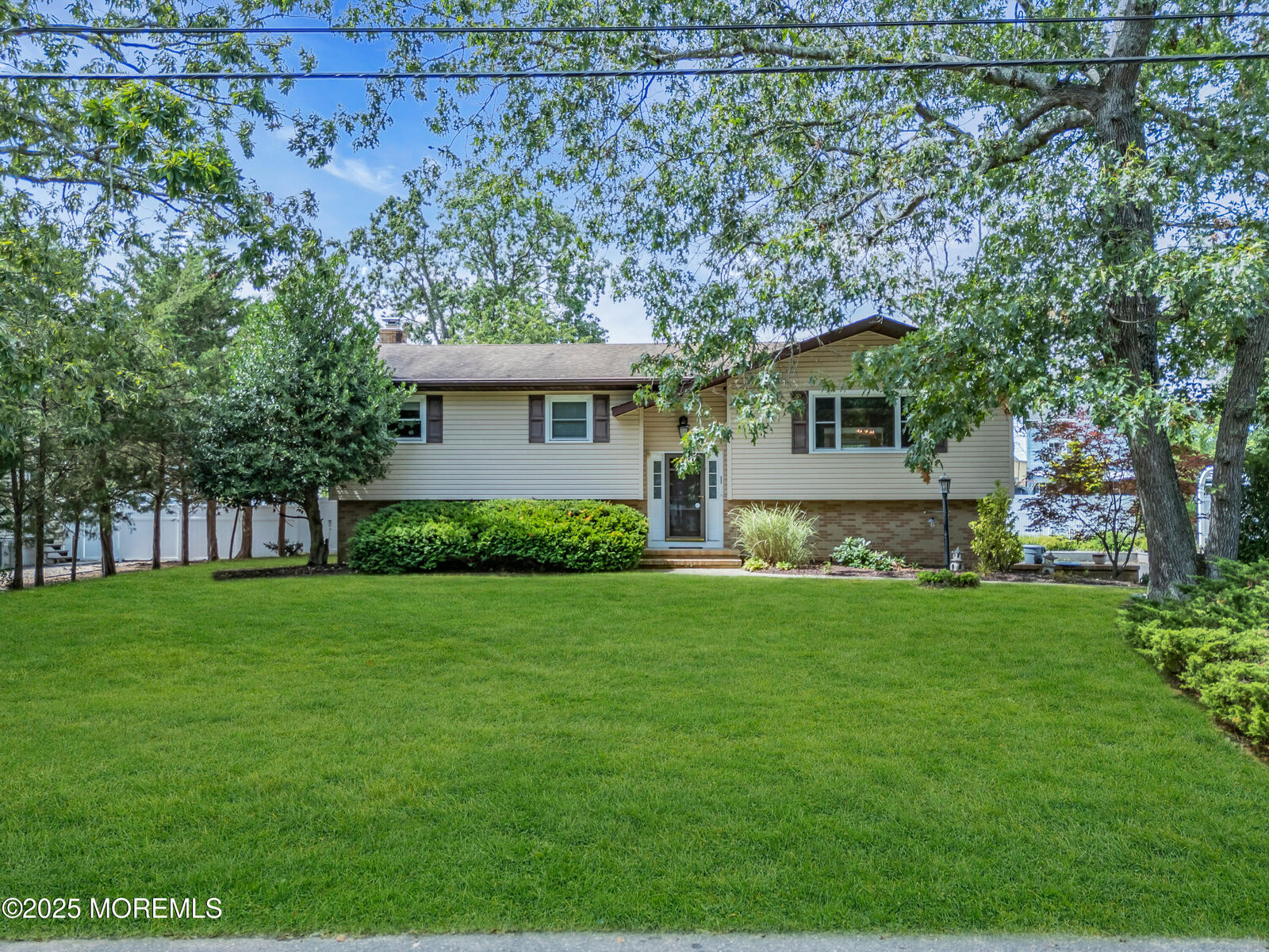 Property Photo:  533 Chelsea Street  NJ 08731 