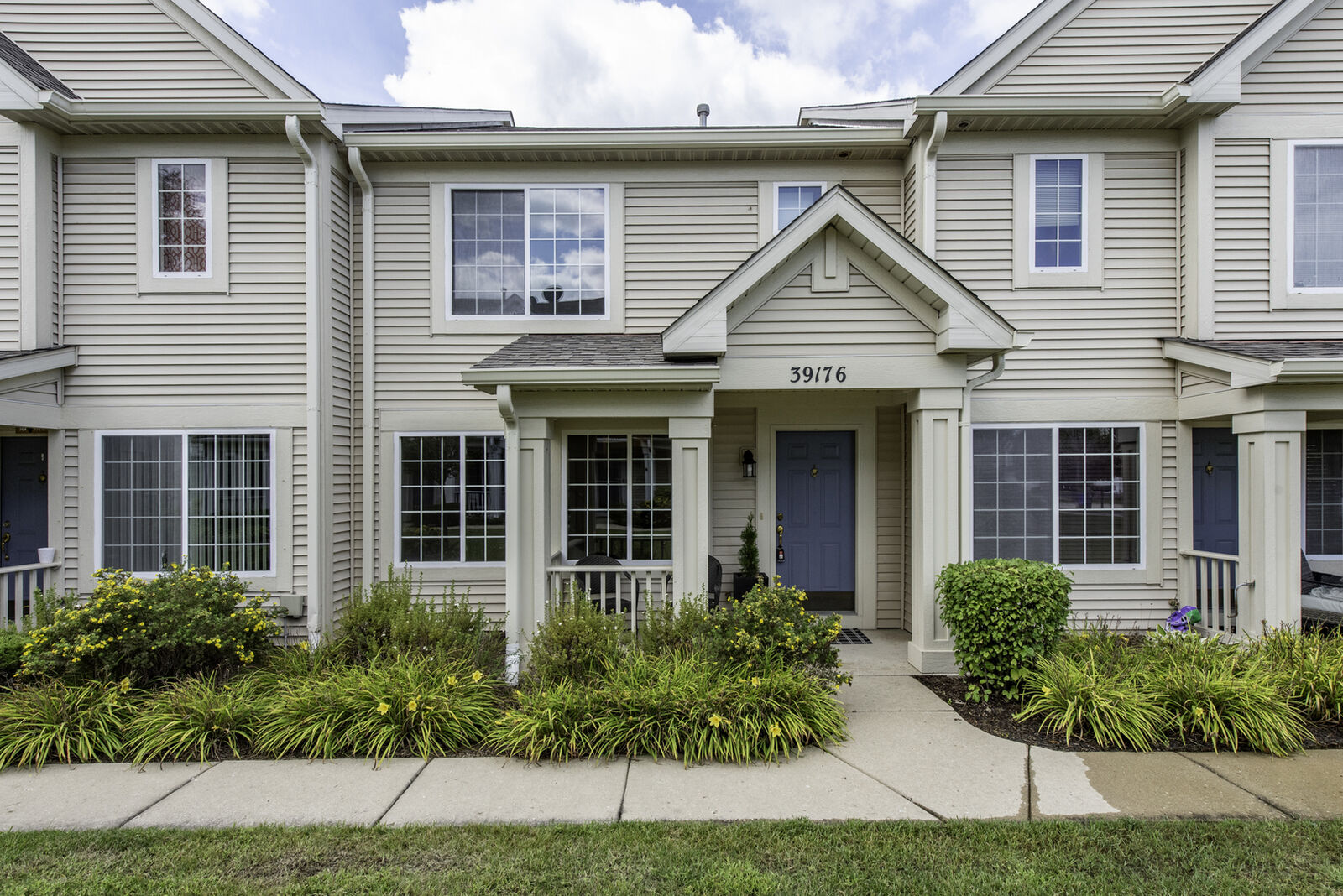Property Photo: 39176 Welsh Lane IL 60083