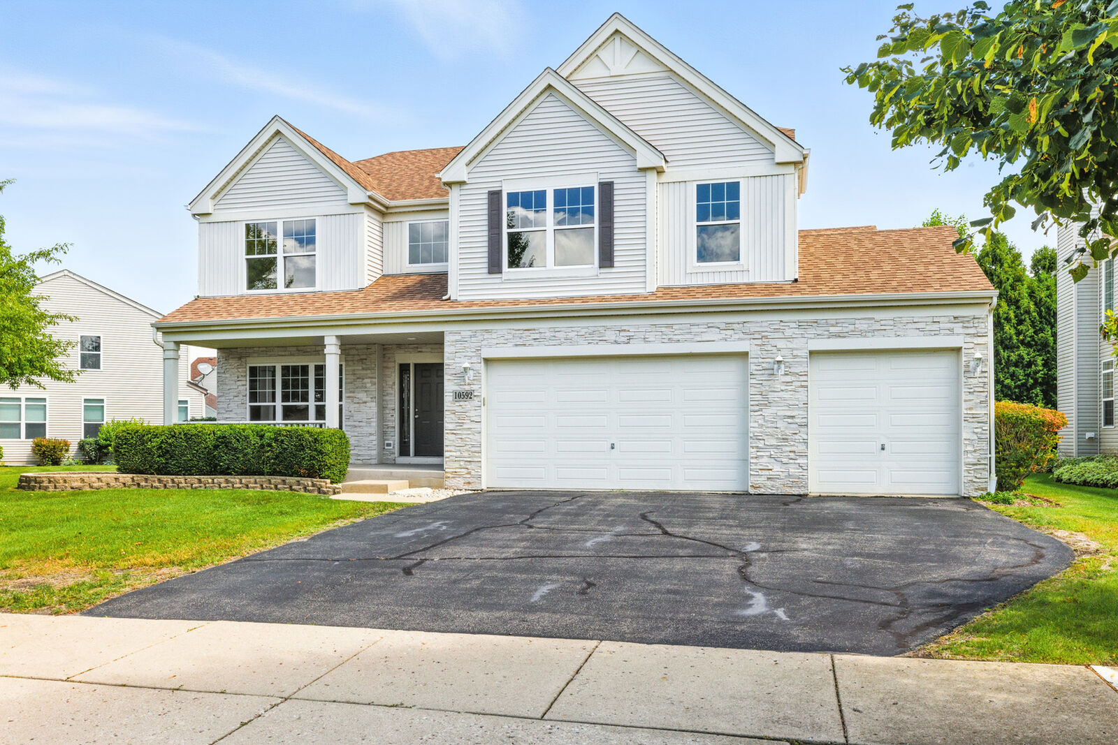 Property Photo: 10592 Capitol Lane IL 60142