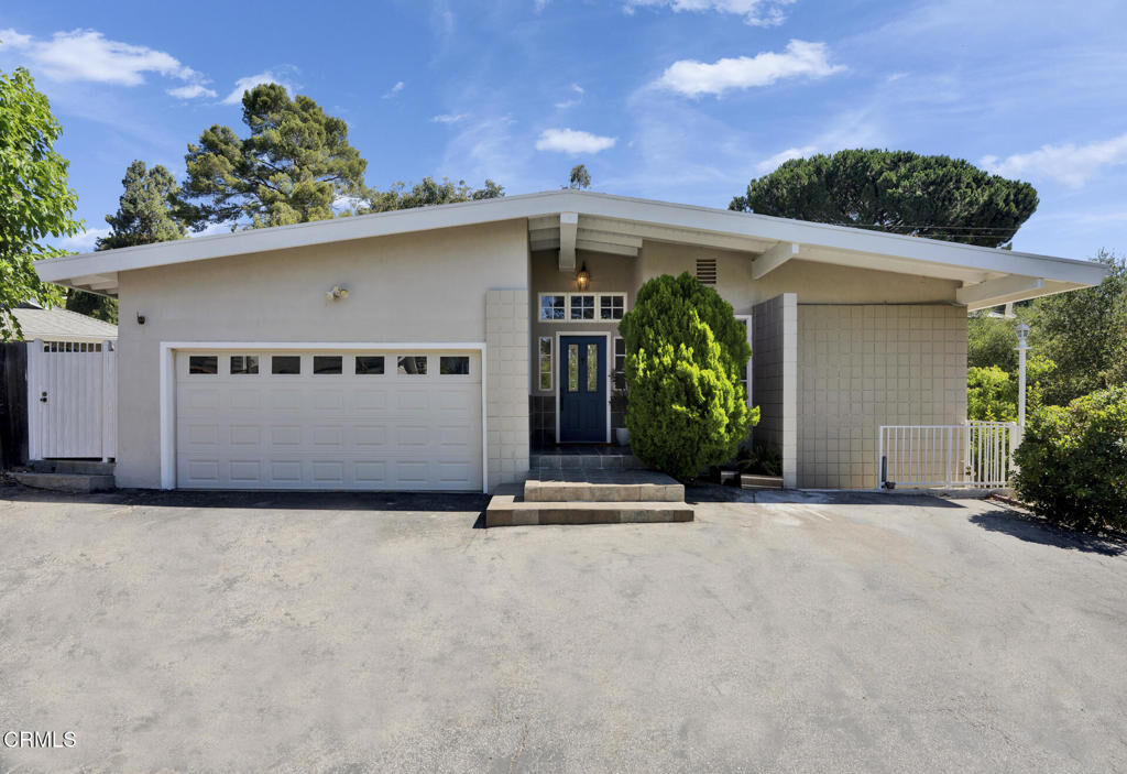 Property Photo: 3136 Frances Avenue CA 91214