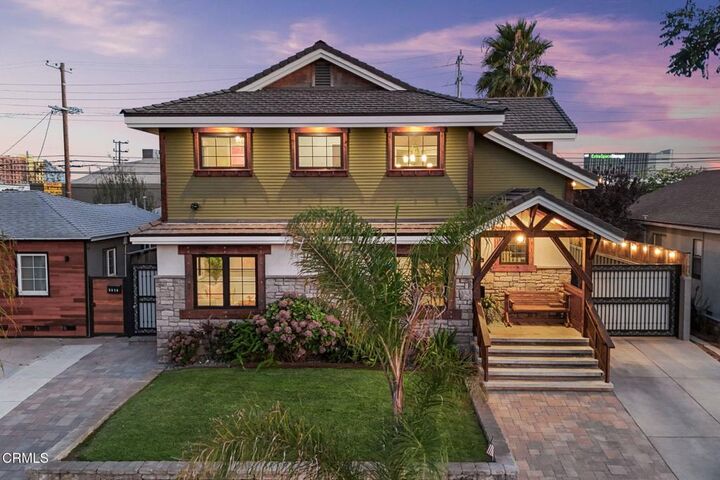 5516 W 82nd Street  Los Angeles CA 90045 photo