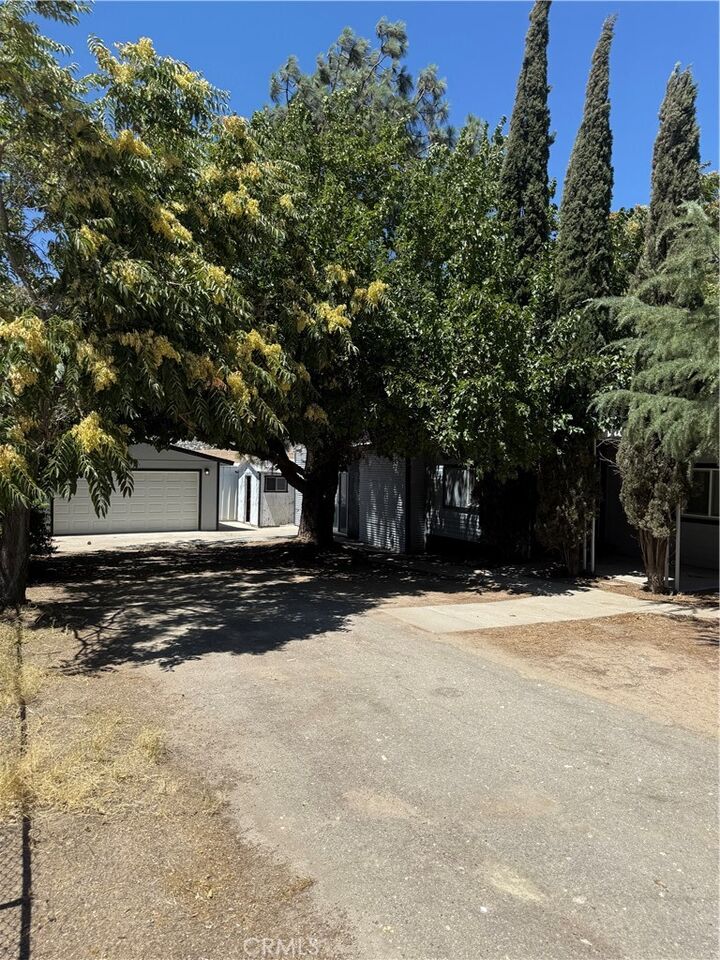 Property Photo: 4121 Balboa Street CA 93240