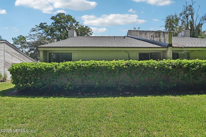Property Photo: 3801 Crown Point Road 1174 FL 32257