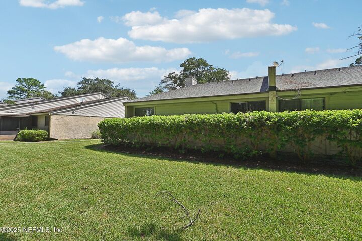 Property Photo: 3801 Crown Point Road 1174 FL 32257