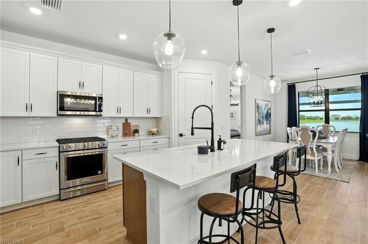Property Photo:  18282 Parksville Dr  FL 33928 