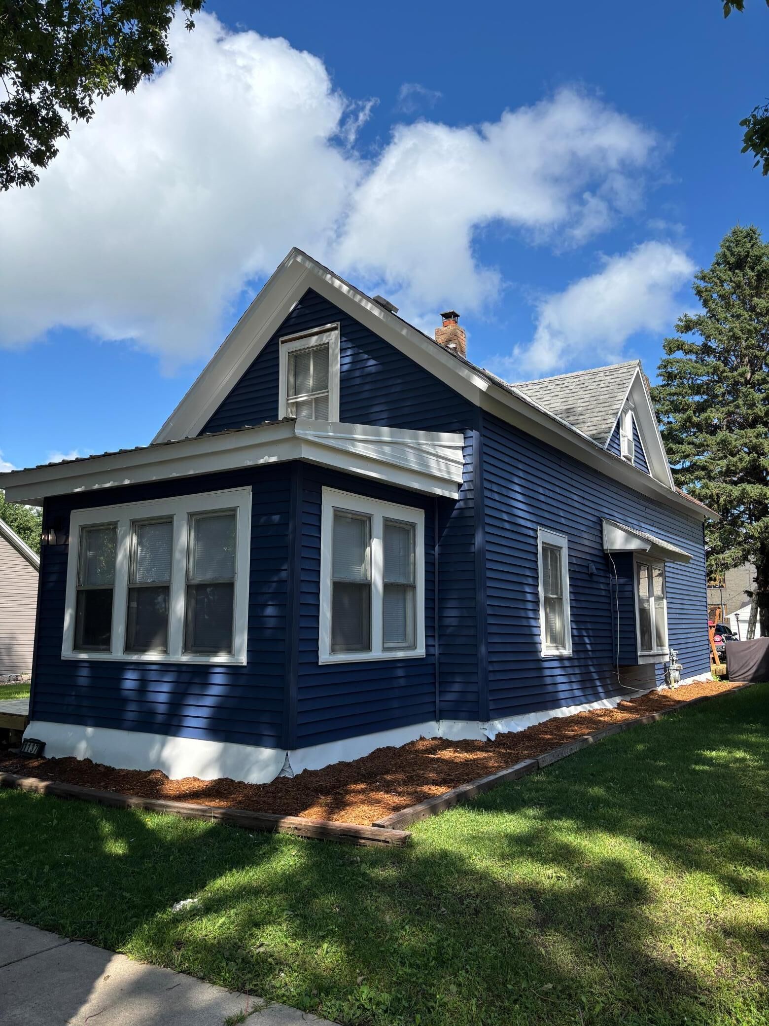 Property Photo: 1137 Ash Avenue MN 55335