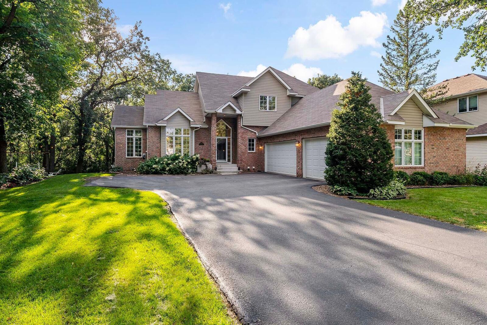 Property Photo: 15012 Willa Court MN 55306