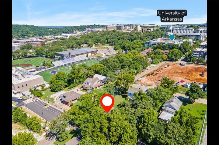 104 S Duncan Avenue  Fayetteville AR 72701 photo