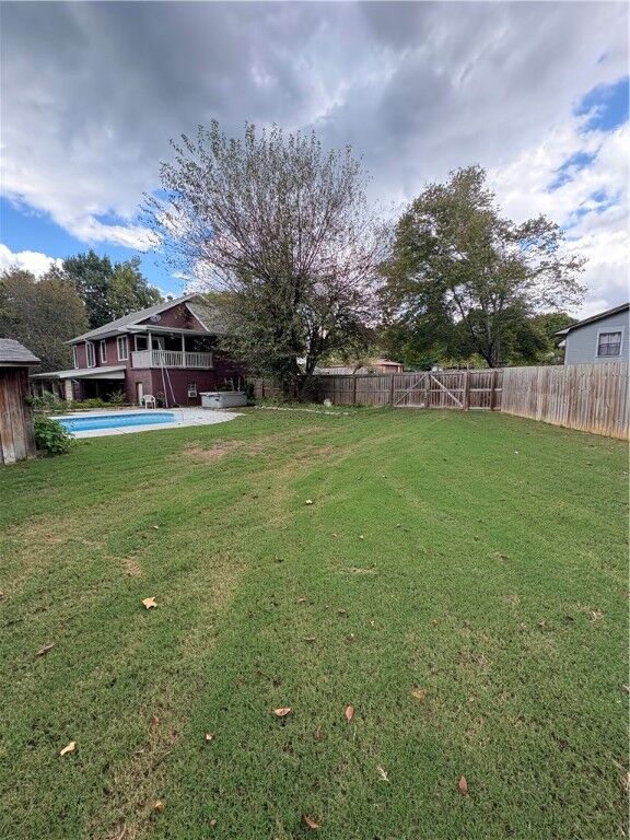 Property Photo: 812 Cedar Lane AR 72753