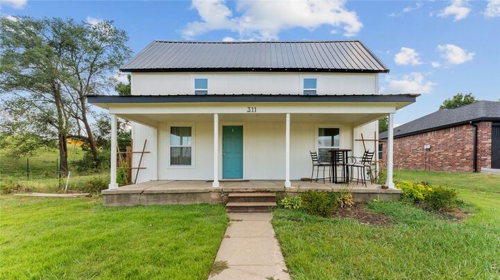 311 Rust Avenue  Gentry AR 72734 photo