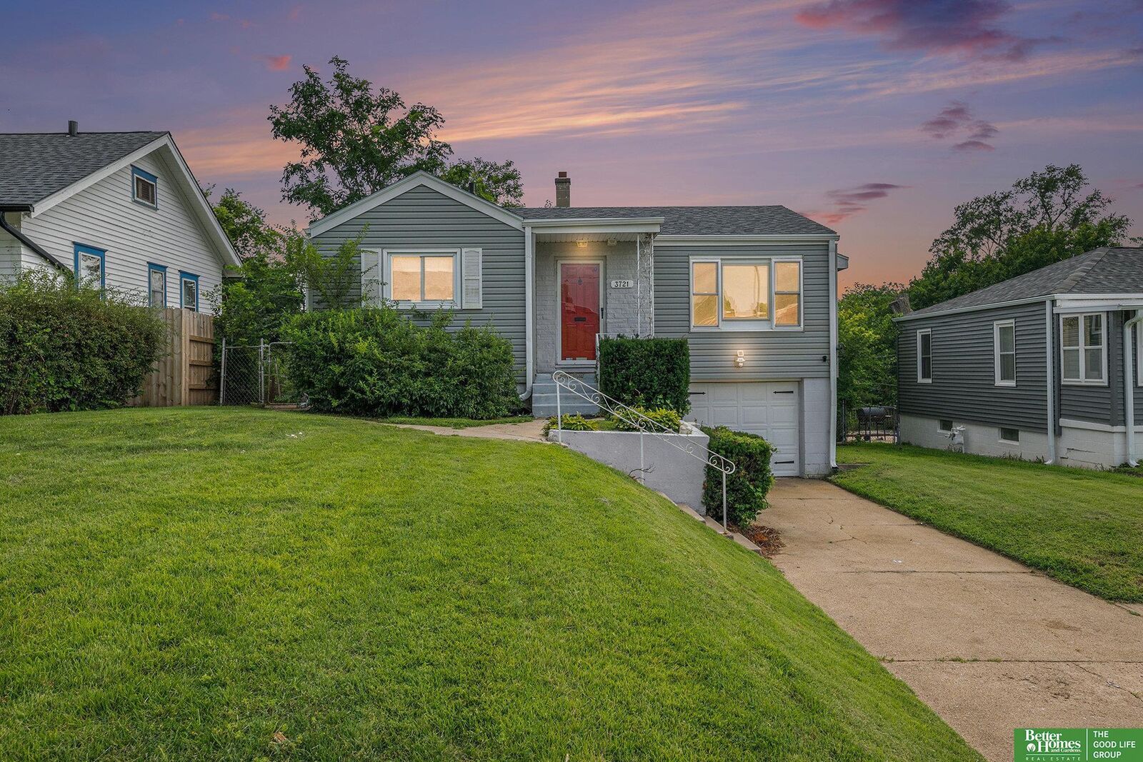 Property Photo: 3721 Kansas Avenue NE 68111