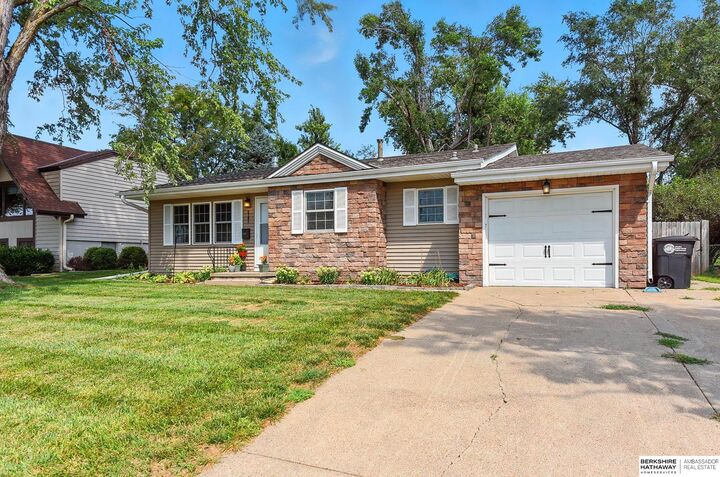 Property Photo:  4705 N 96th Street  NE 68134 