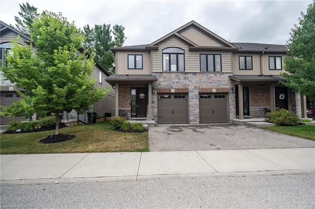 Property Photo: 50 Bute Street 5 ON N0B 1E0