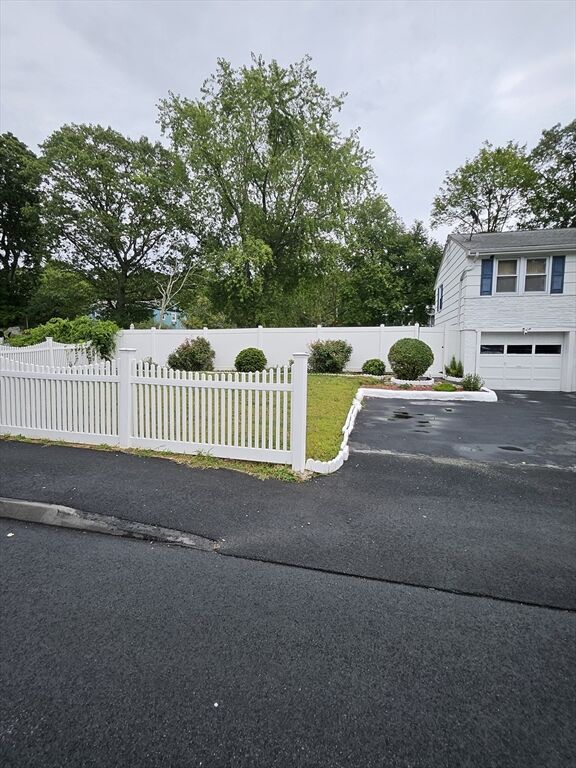 Property Photo:  6 Eagle Road  MA 02368 
